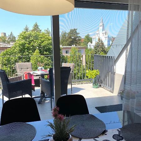 Atrium Apartman Heviz Mit Panoramaterrasse Und Tiefgarage Buitenkant foto